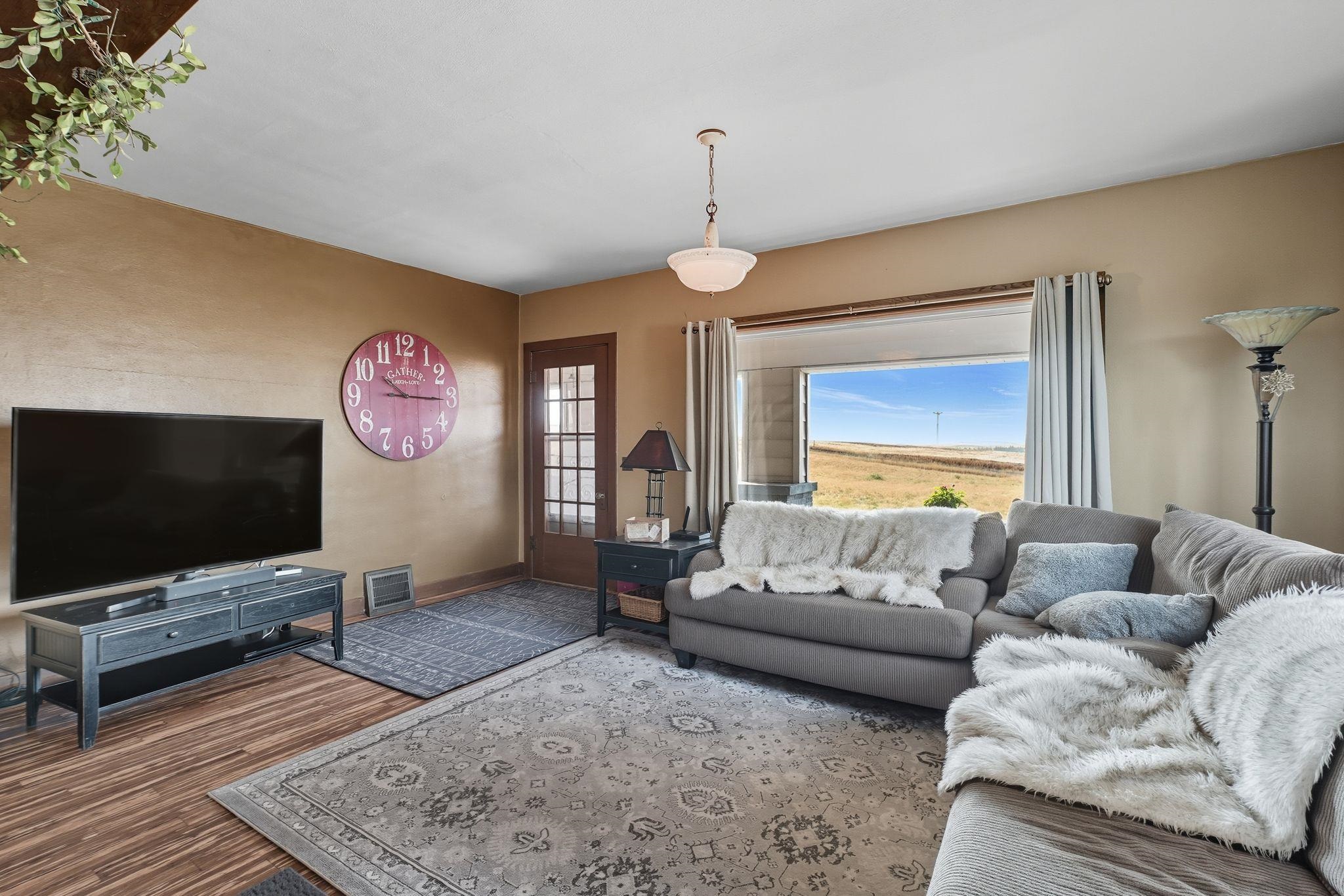 3703 Plaza Road Rosalia, WA 99170 - Photo 8 of 39