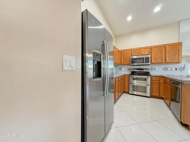 $2,595 | 4642 East Towne Lane, Gilbert, AZ 85234