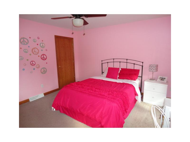 435 Tieline Road Grove City, PA 16127 - Photo 13 of 17 Bedroom.