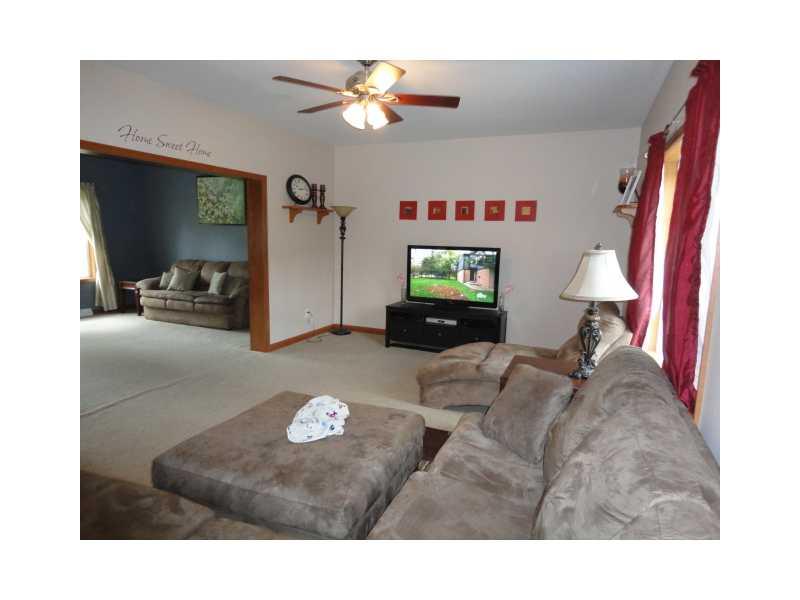 435 Tieline Road Grove City, PA 16127 - Photo 4 of 17 Family Room.