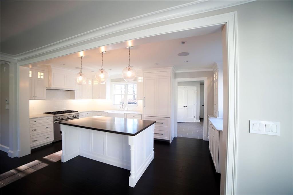 12 Commodore Way Kennebunk, ME 04043 - Photo 19 of 31 Photo