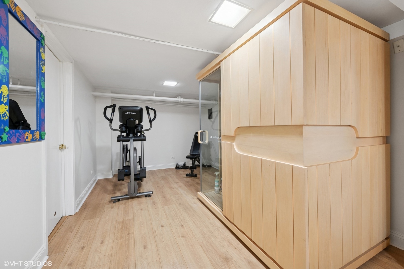 623 Forest Avenue Wilmette, IL 60091 - Photo 33 of 43 a view of a room with gym equipment