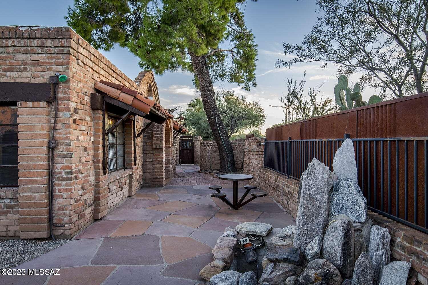 1302 East Roger Road Tucson, AZ 85719 - Photo 38 of 45 Gallery Image 38