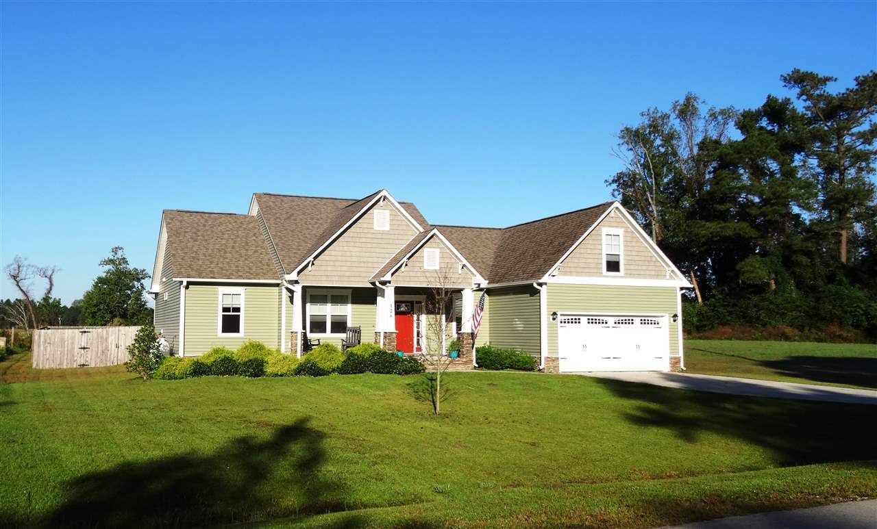 128 Hawks Point Road Jacksonville, NC 28540 - Photo 1 of 36 Primary Photo