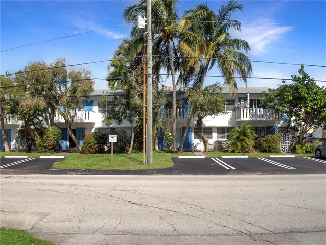$1,800 | 2361 Northeast 10th Street, Unit 3, Pompano Beach, FL 33062