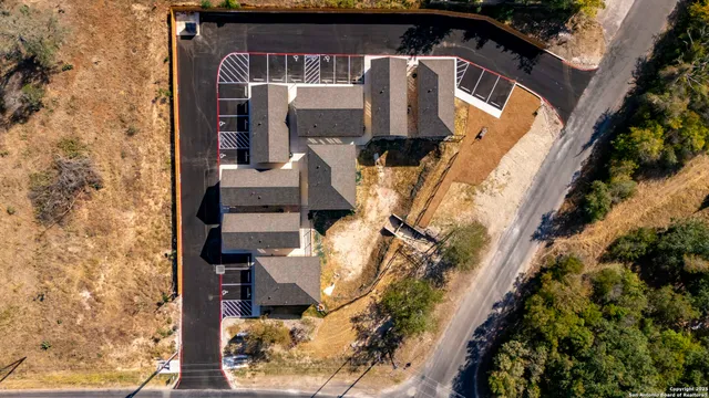 $1,600 | 705 Fifth Street, Unit B, Comfort, TX 78013