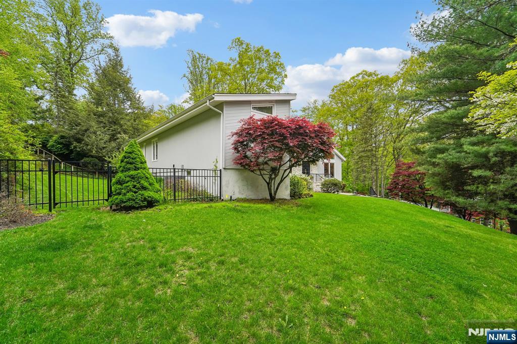8 Union Hill Road Denville, NJ 07834 - Photo 46 of 50