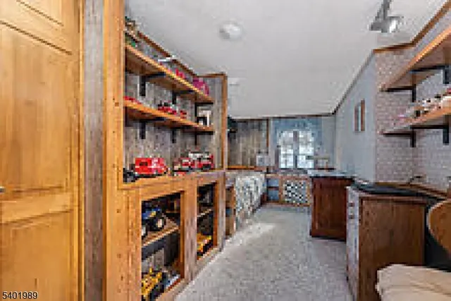 $499,900 | 1 Wojcicki Drive, Hampton, NJ 08827