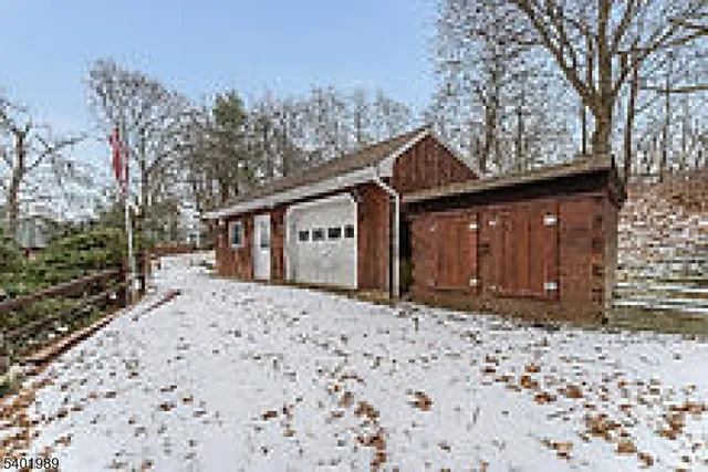 $499,900 | 1 Wojcicki Drive, Hampton, NJ 08827