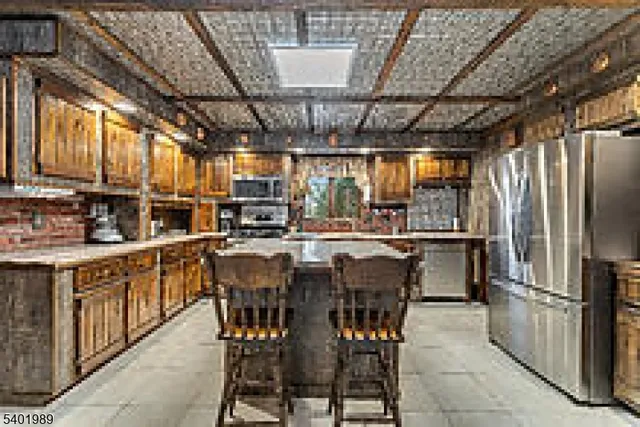 $499,900 | 1 Wojcicki Drive, Hampton, NJ 08827