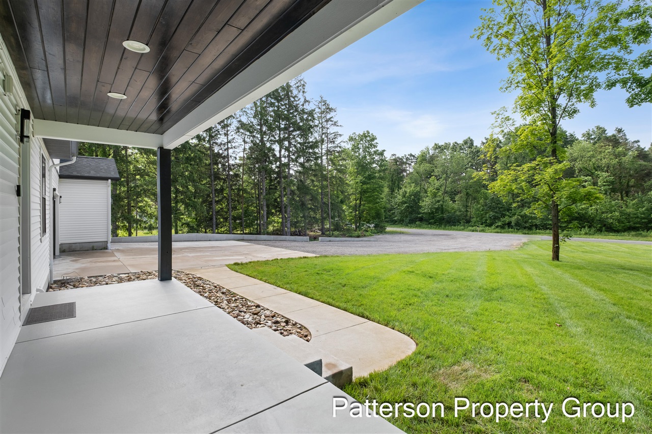 7638 East Sheringer Road Ravenna, MI 49451 - Photo 3 of 54