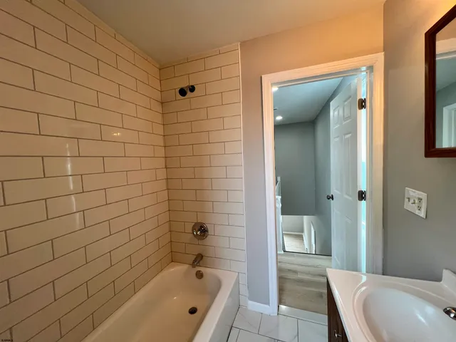 $2,350 | 21 South Spray Avenue, Unit A, Atlantic City, NJ 08401