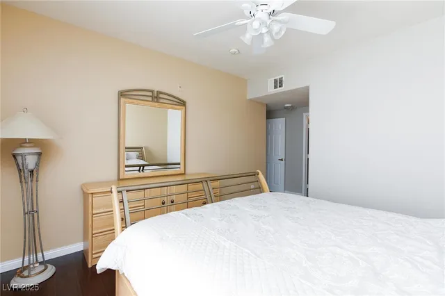 $2,250 | 7185 South Durango Drive, Unit 201, Las Vegas, NV 89113