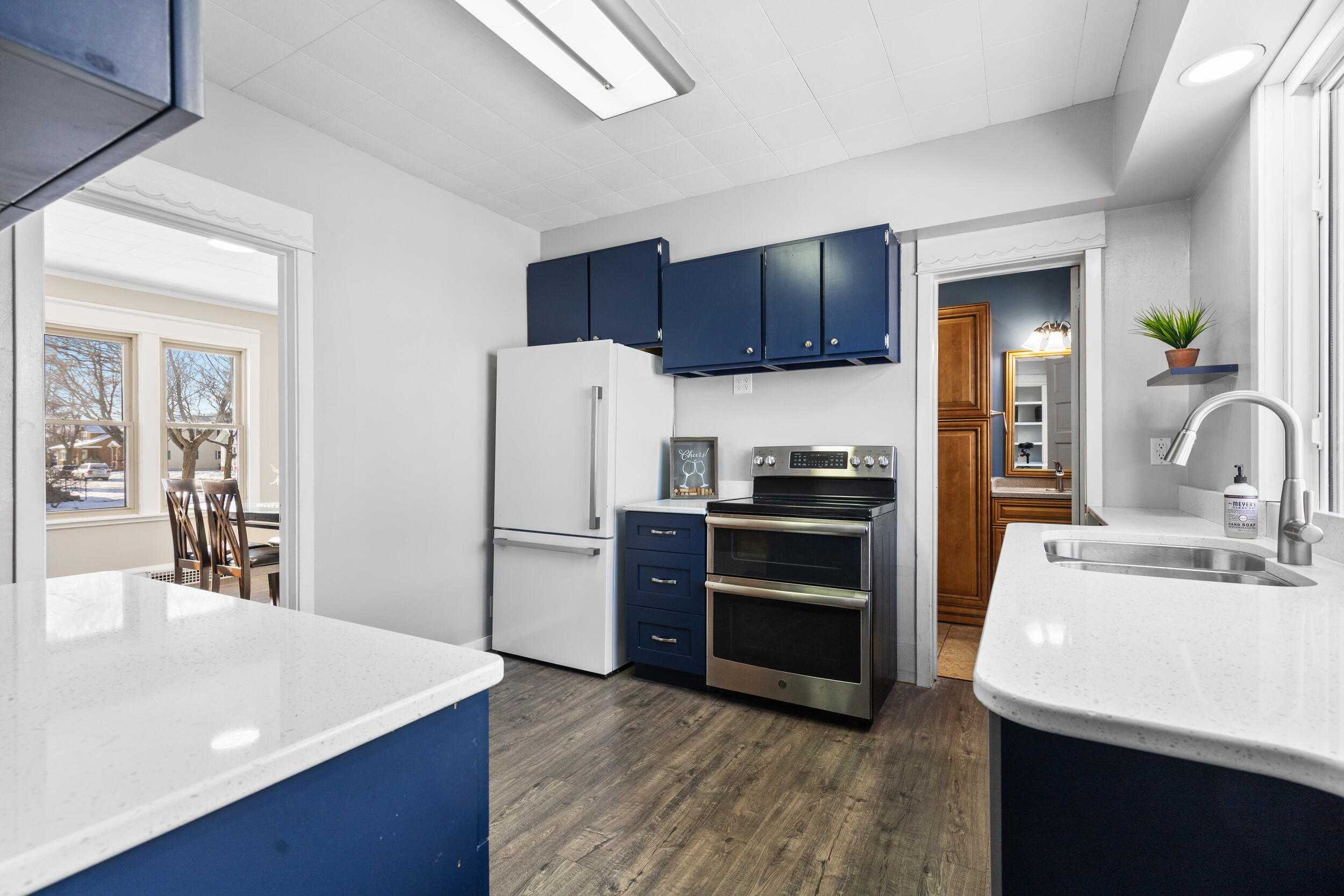 2135 South 14th Street Sheboygan, WI 53081 - Photo 10 of 36 photo jan 21 2026, 10 59 16 pm