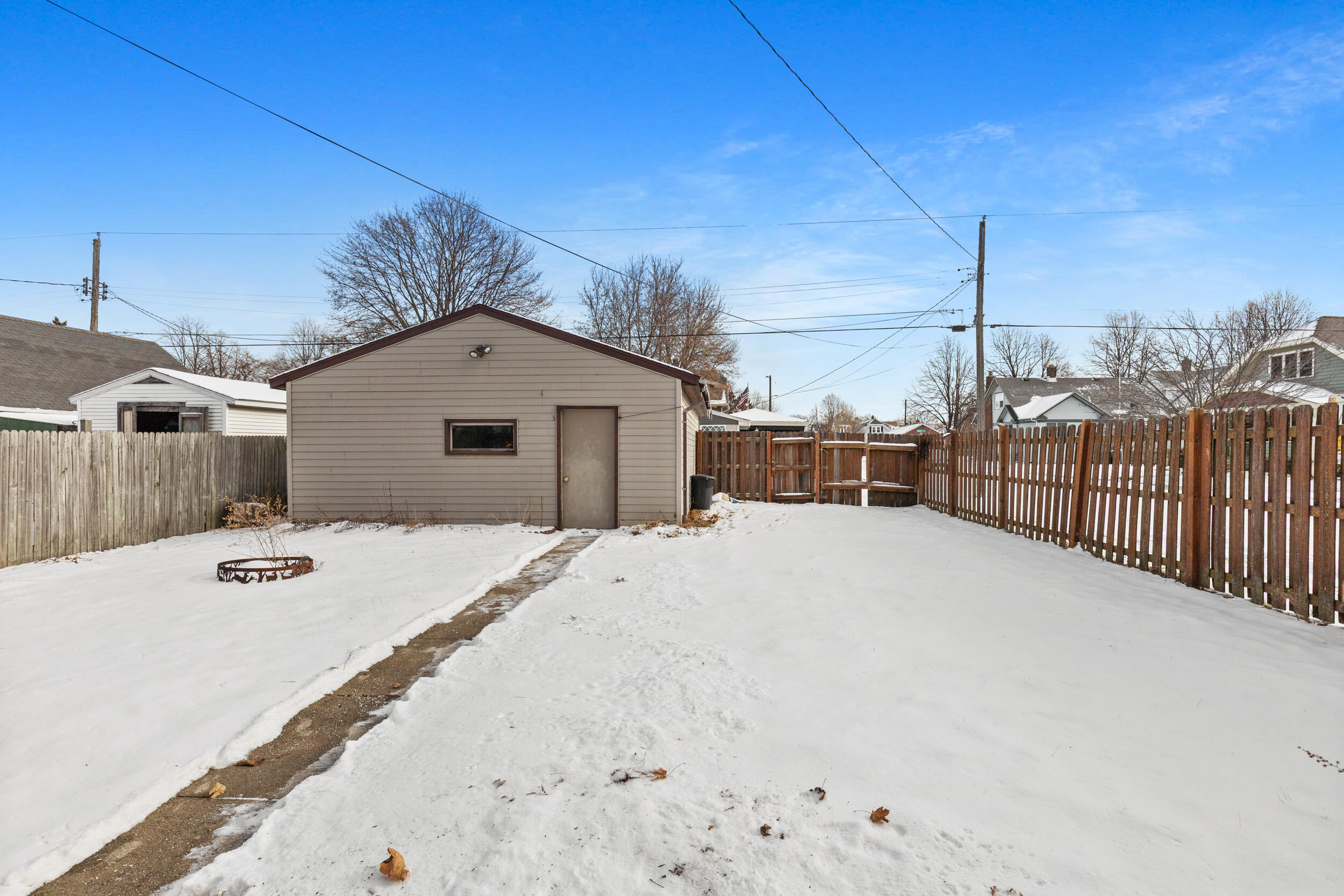 2135 South 14th Street Sheboygan, WI 53081 - Photo 22 of 36 Fenced in backyard
