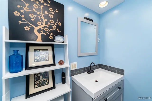 $519,000 | 11714 Westwood Road, Alden, NY 14004