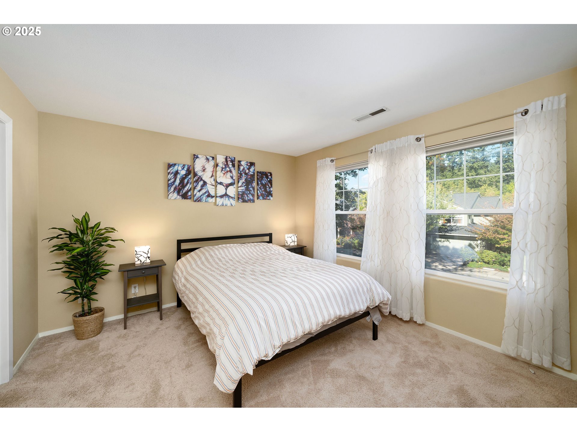 8654 Northeast Rockspring Street Hillsboro, OR 97006 - Photo 25 of 35 Bedroom, Owner's Suite