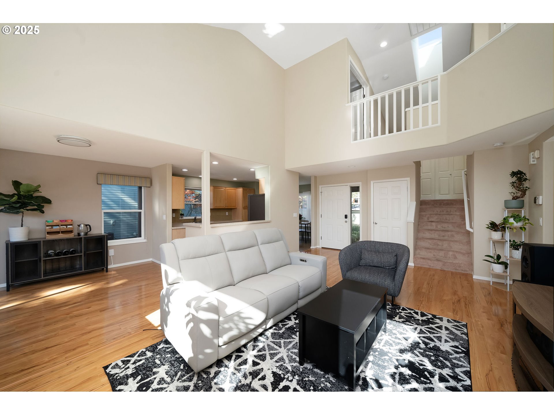 8654 Northeast Rockspring Street Hillsboro, OR 97006 - Photo 3 of 35 Living Room