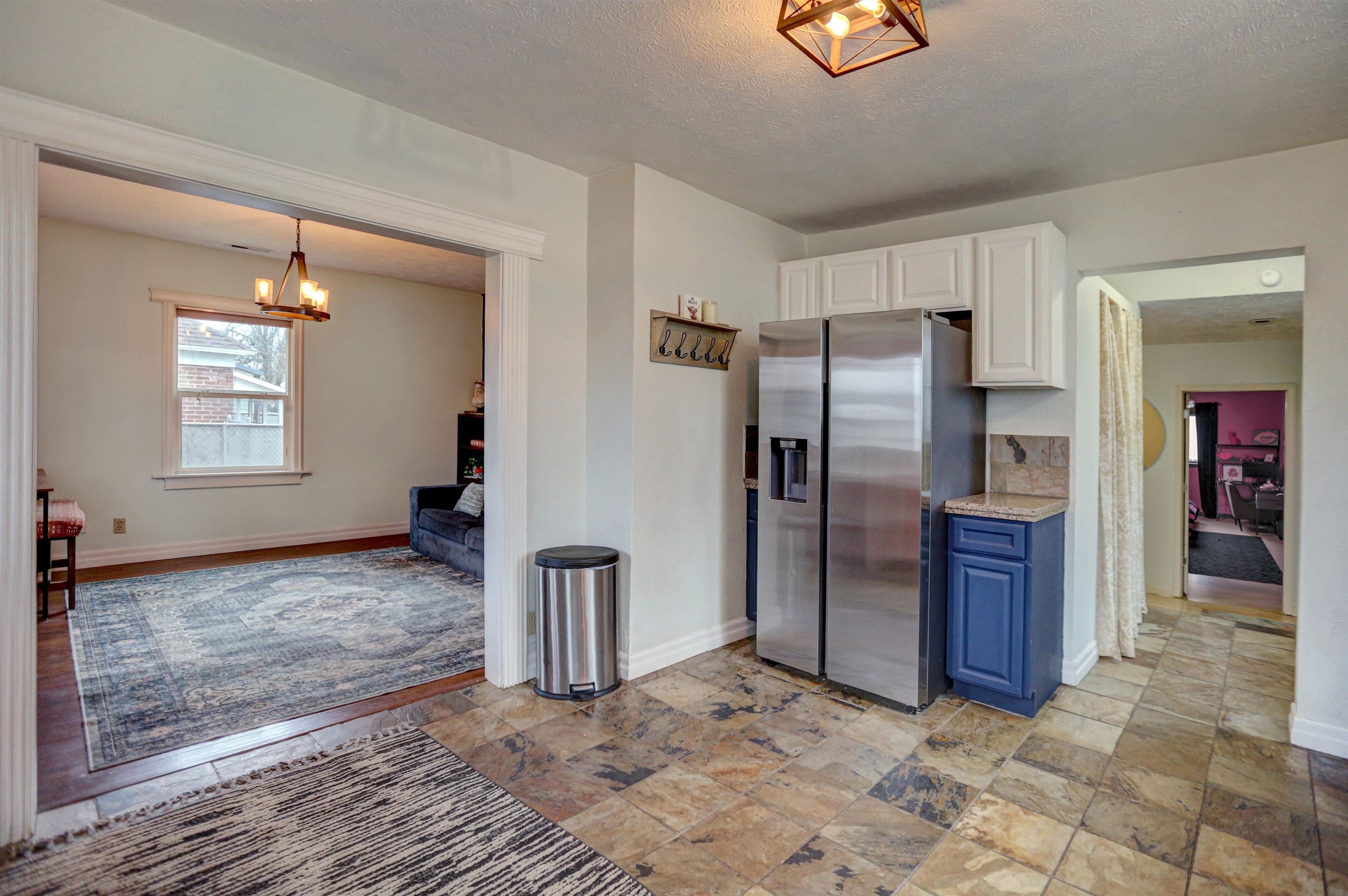 1027 East Wabash Avenue Spokane, WA 99207 - Photo 8 of 28