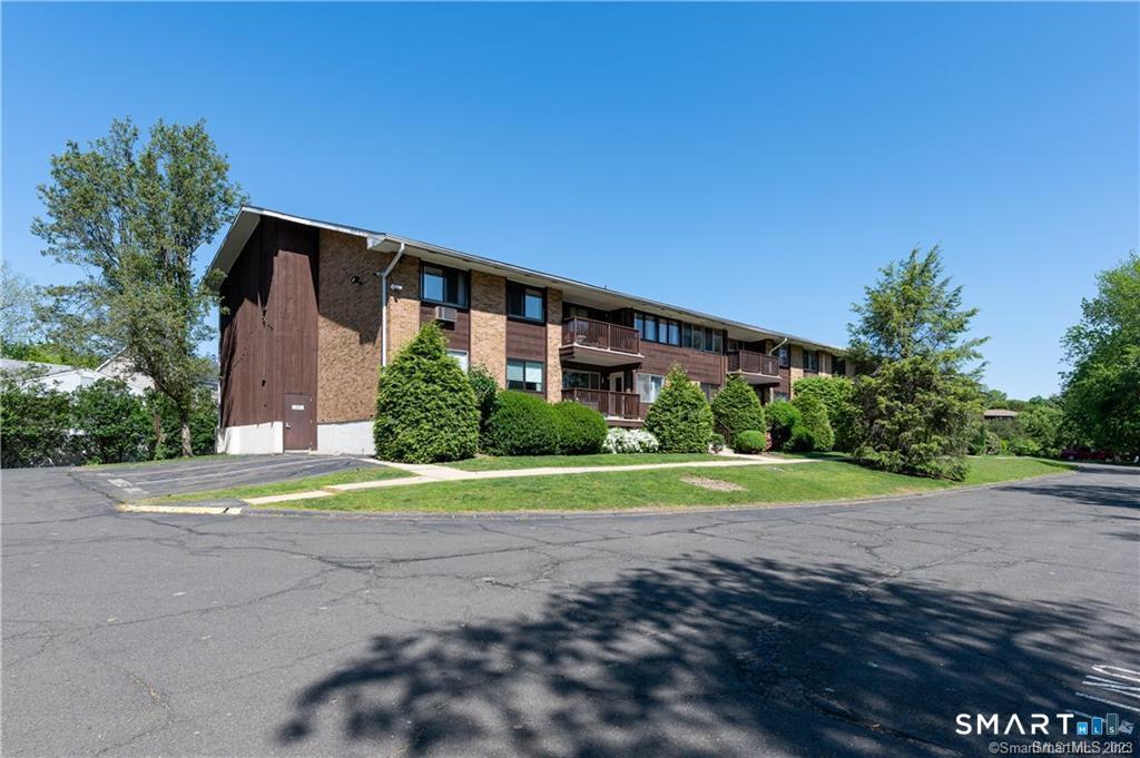 154 Cold Spring Road, Unit 86 Stamford, CT 06905 - Photo 29 of 36