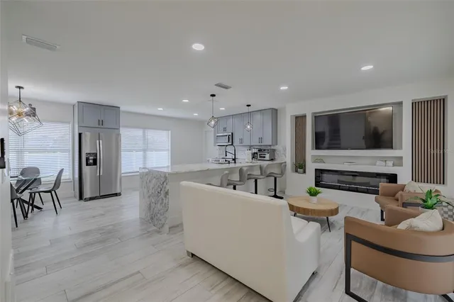 $4,350 | 23700 Lake Hills Drive, Lutz, FL 33559