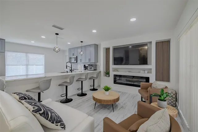 $4,350 | 23700 Lake Hills Drive, Lutz, FL 33559