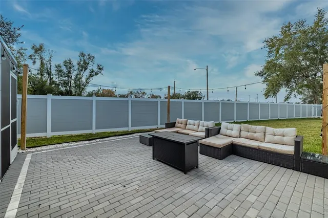 $4,350 | 23700 Lake Hills Drive, Lutz, FL 33559