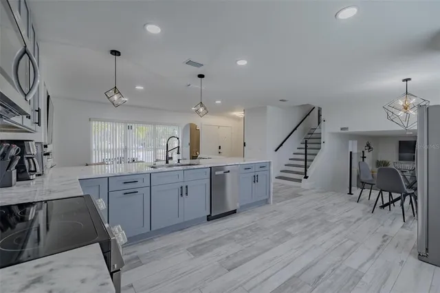 $4,350 | 23700 Lake Hills Drive, Lutz, FL 33559