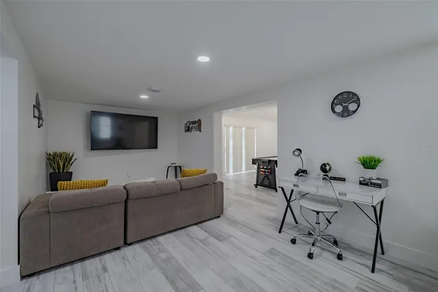 $4,350 | 23700 Lake Hills Drive, Lutz, FL 33559