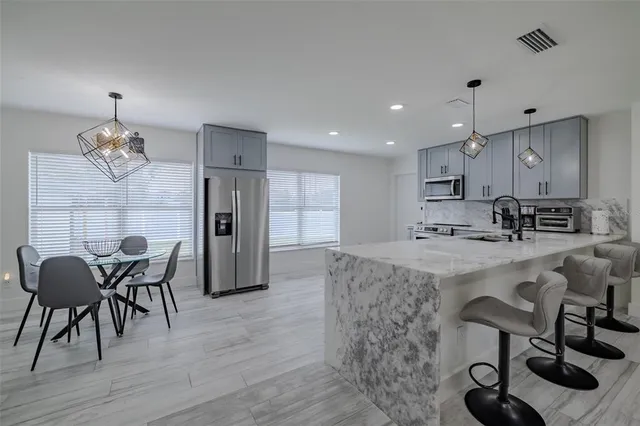 $4,350 | 23700 Lake Hills Drive, Lutz, FL 33559