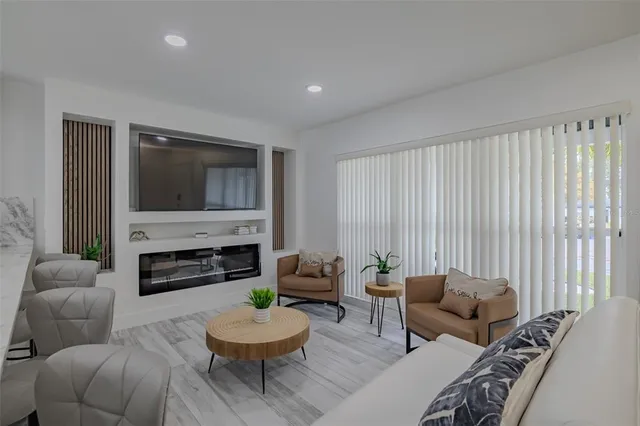 $4,350 | 23700 Lake Hills Drive, Lutz, FL 33559