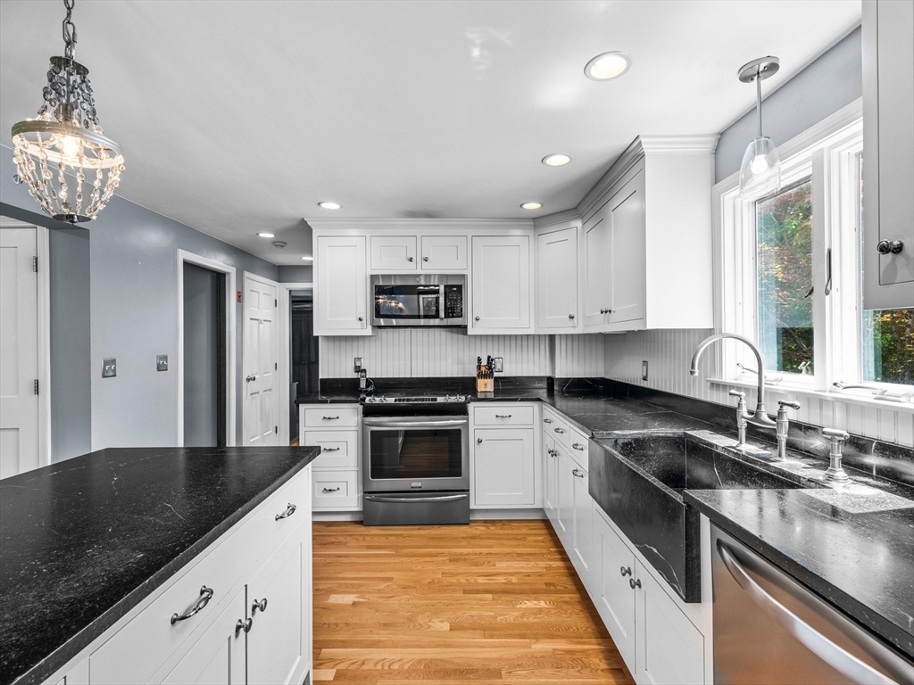 147 Bare Hill Road Boxford, MA 01921 - Photo 7 of 23