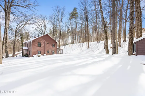 $749,000 | 360 Housatonic Street, Lenox, MA 01240