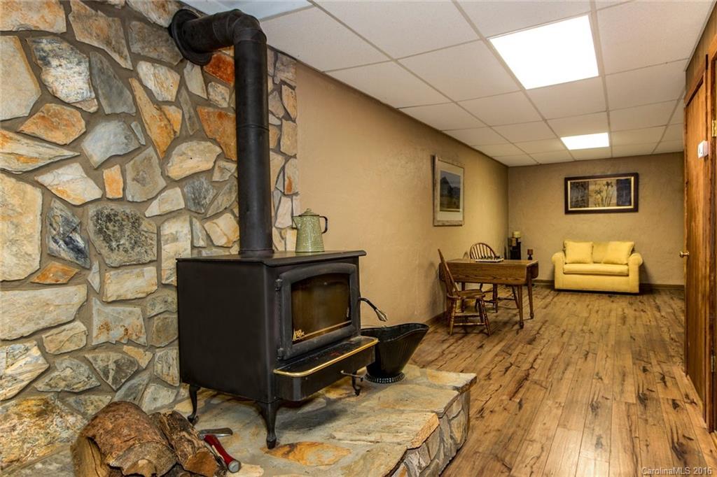 119 Amy Ridge Road Lake Lure, NC 28746 - Photo 17 of 24 Gallery Image 17