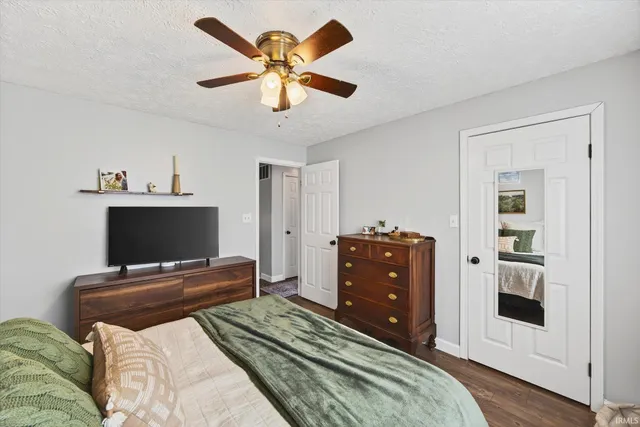 $270,000 | 705 Hanover Glen, Ellettsville, IN 47429