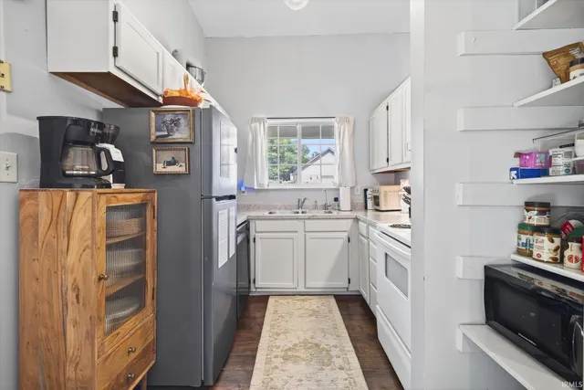 $270,000 | 705 Hanover Glen, Ellettsville, IN 47429