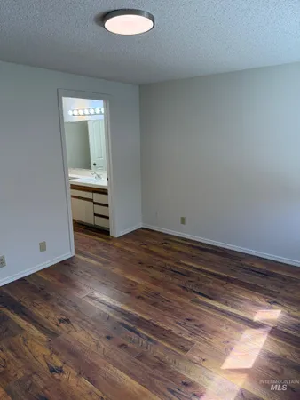 $274,900 | 3695 South Gekeler Lane, Unit 17, Boise, ID 83706