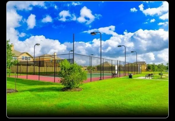 $2,200 | 9815 Opal Rock Drive, Rosharon, TX 77583