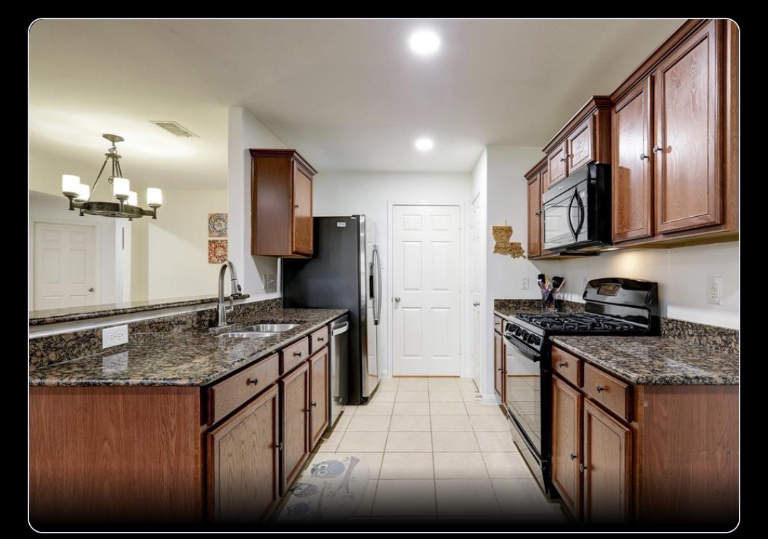 9815 Opal Rock Drive Rosharon, TX 77583 - Photo 3 of 15