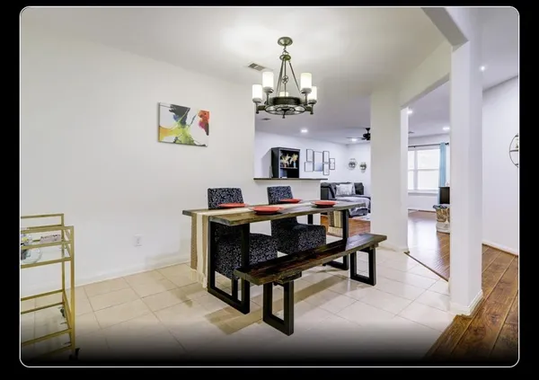 $2,150 | 9815 Opal Rock Drive, Rosharon, TX 77583