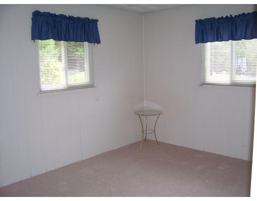 52 Joseph Road Framingham, MA 01701 - Photo 8 of 24