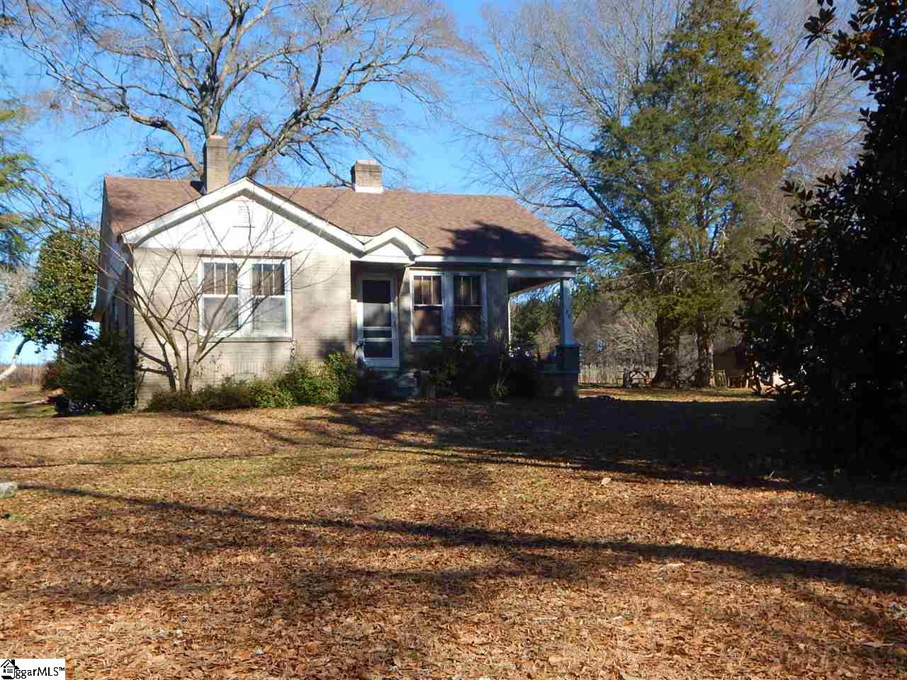 180 Coleman Road Wellford, SC 29385 - Photo 1 of 18