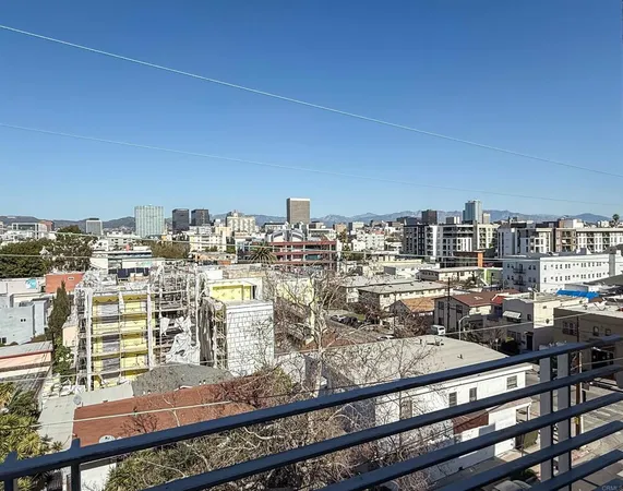 $874,950 | 1101 South Harvard Boulevard, Unit 510, Los Angeles, CA 90006