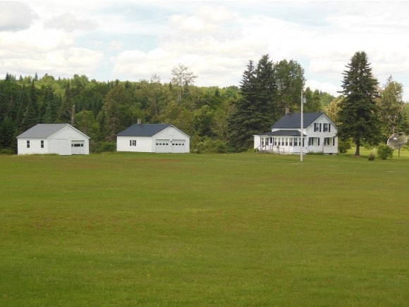 16 Fogg Road Pittsburg, NH 03592 - Photo 1 of 21 Gallery Image 1