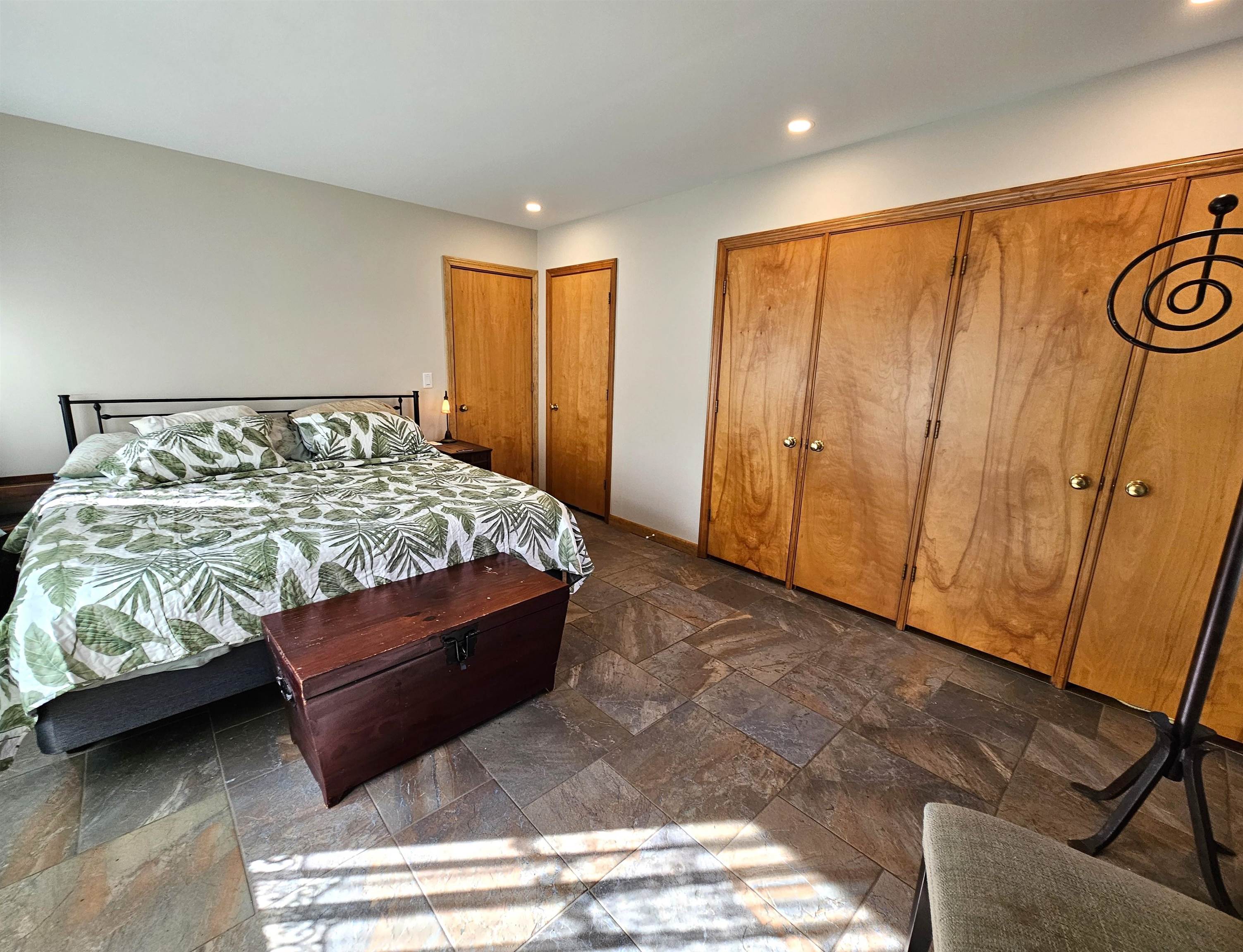 184 Sloan Street Newport, VT 05855 - Photo 18 of 36