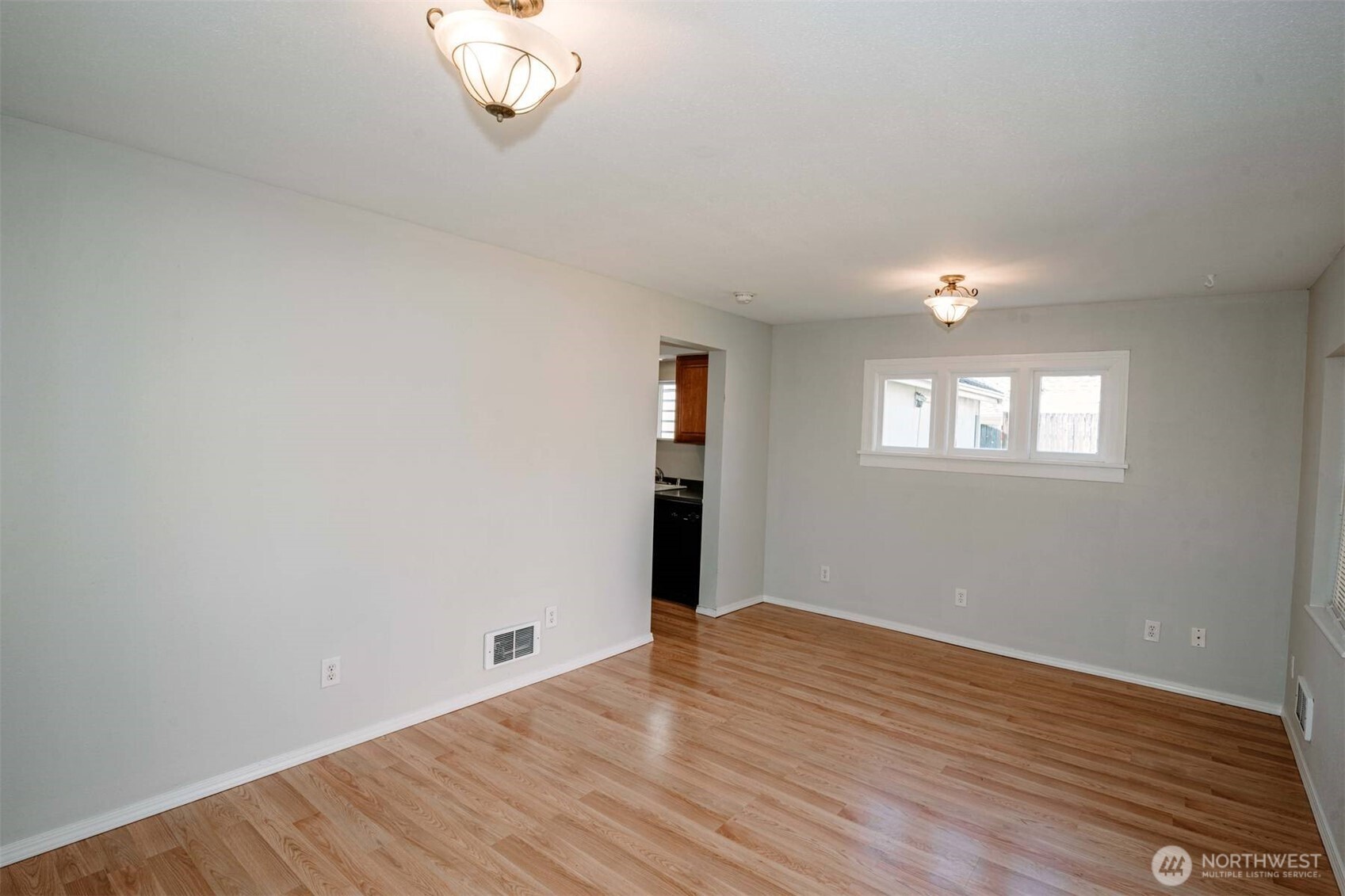 2220 Summit Avenue Everett, WA 98201 - Photo 5 of 26 a view of empty room with window