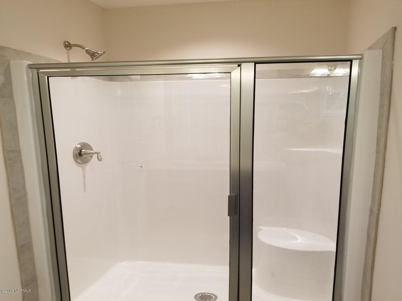 102 Poplar Branch Way Hampstead, NC 28443 - Photo 11 of 22 master.shower