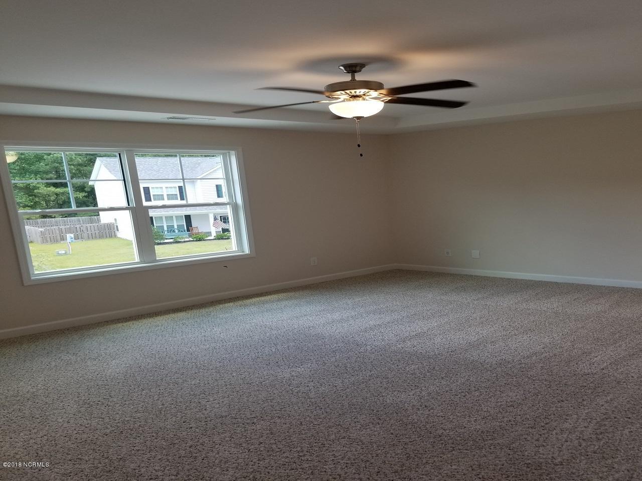 102 Poplar Branch Way Hampstead, NC 28443 - Photo 8 of 22 master.1