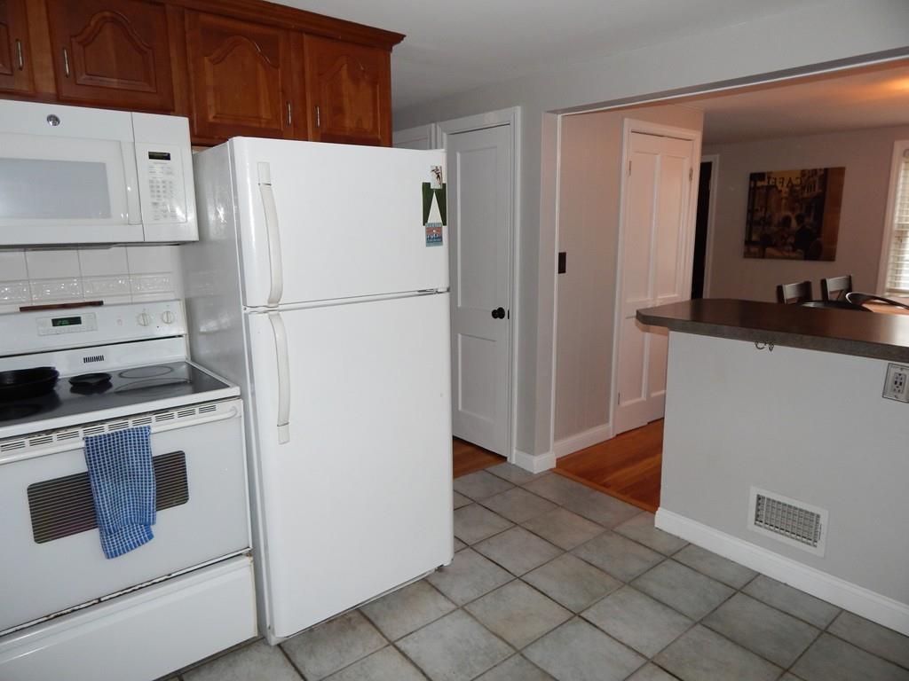 9 Althea Road Randolph, MA 02368 - Photo 5 of 24 Gallery Image 5