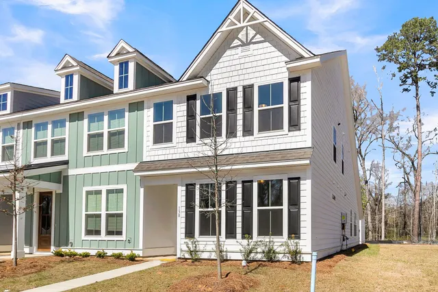 $390,000 | 138 Cantona Drive, Summerville, SC 29483